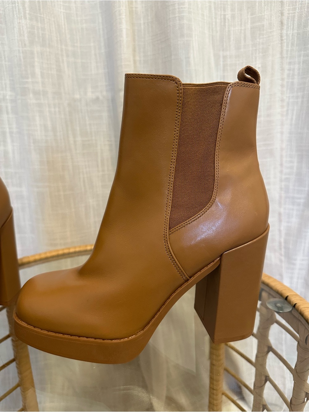 Gianni Bini Ah-Mazed Caramel Brown Block Heel Platform Chelsea Boots. - Picture 7 of 11